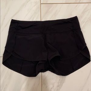 LULULEMON black speed up shorts